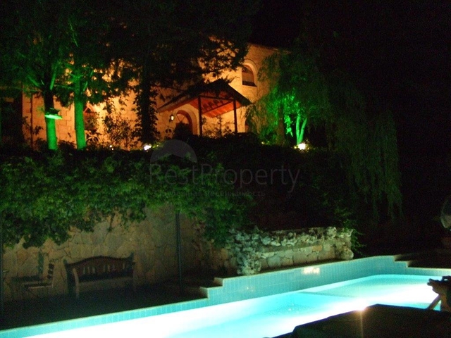 Усадьба-гостиница в тосканском стиле в Бейджике Кемере