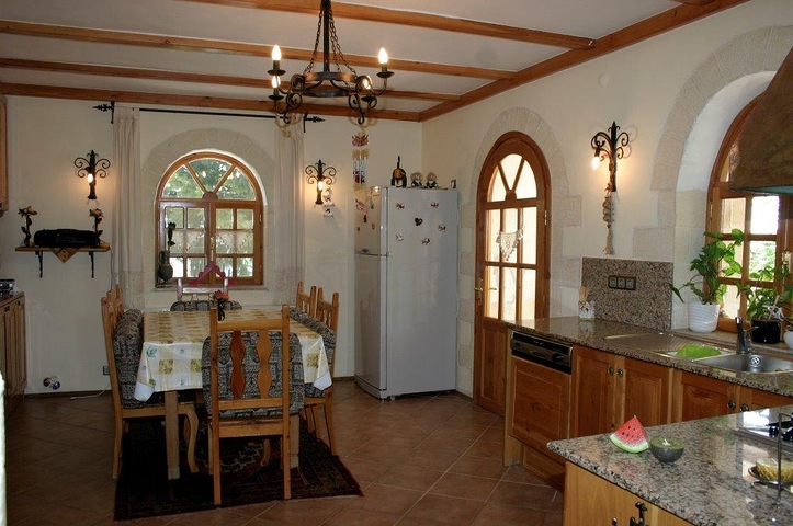 Усадьба-гостиница в тосканском стиле в Бейджике Кемере