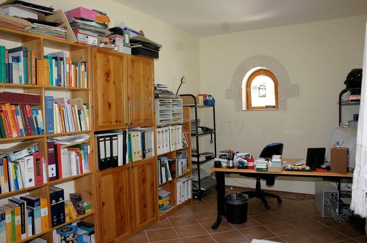 Усадьба-гостиница в тосканском стиле в Бейджике Кемере