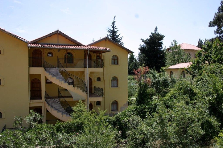 Усадьба-гостиница в тосканском стиле в Бейджике Кемере