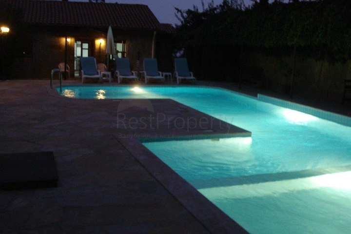 Усадьба-гостиница в тосканском стиле в Бейджике Кемере