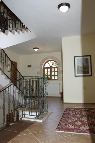 Усадьба-гостиница в тосканском стиле в Бейджике Кемере