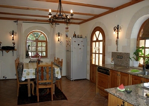 Усадьба-гостиница в тосканском стиле в Бейджике Кемере