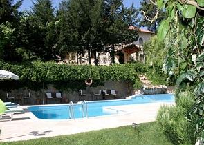 Усадьба-гостиница в тосканском стиле в Бейджике Кемере