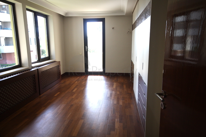 Частная вилла в самом центре Лары в Анталии