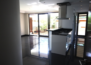 Частная вилла в самом центре Лары в Анталии