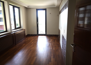 Частная вилла в самом центре Лары в Анталии