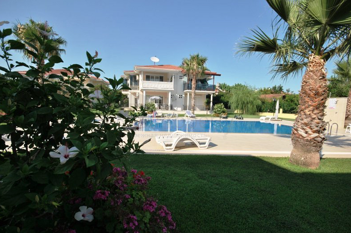 Меблированная квартира 2+1 в Чамьюва Кемера