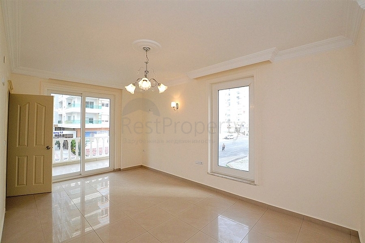 Светлая квартира в комплексе с инфраструктурой