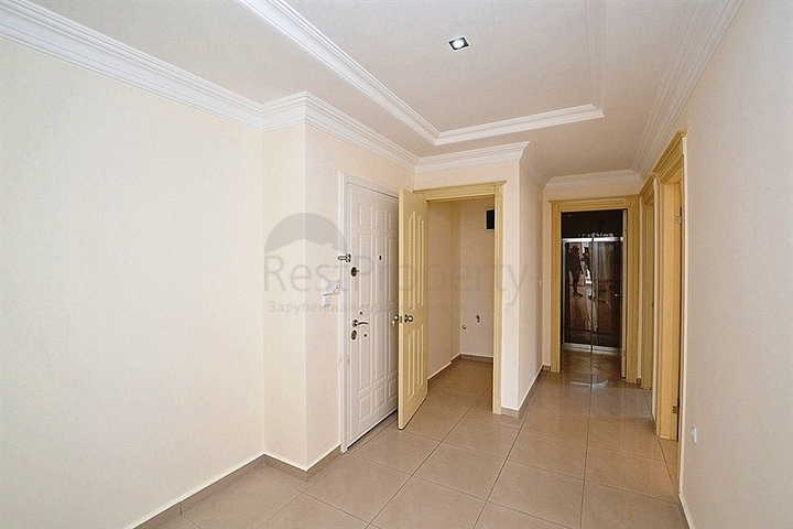 Светлая квартира в комплексе с инфраструктурой