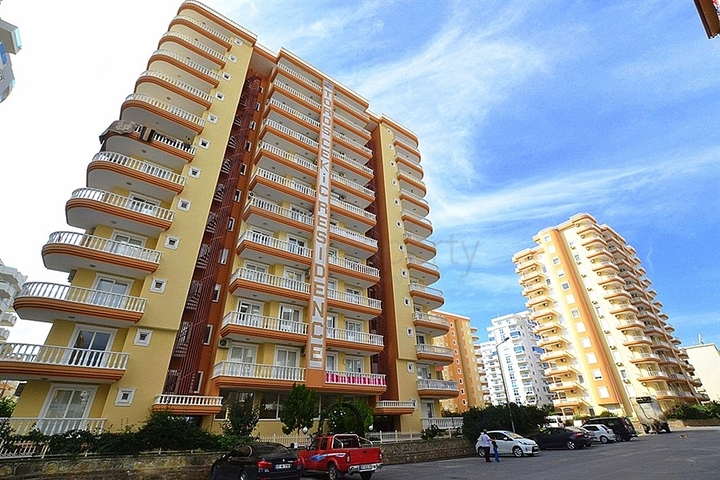 Светлая квартира в комплексе с инфраструктурой