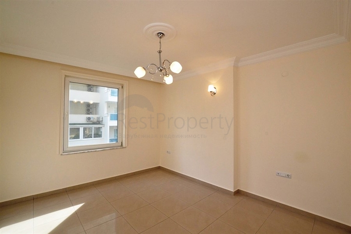 Светлая квартира в комплексе с инфраструктурой