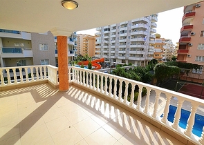 Светлая квартира в комплексе с инфраструктурой