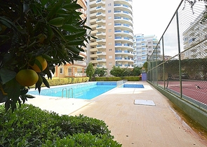 Светлая квартира в комплексе с инфраструктурой