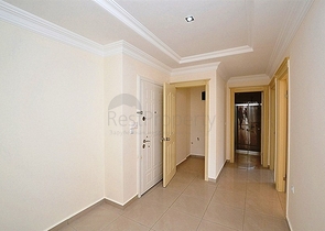 Светлая квартира в комплексе с инфраструктурой