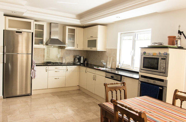 Отдельностоящая меблированная вилла 3+1 в Белеке