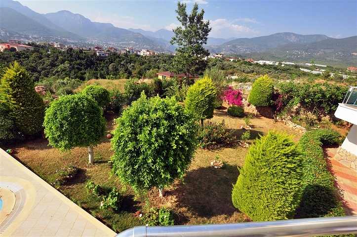 Панорамный вид на Таурус