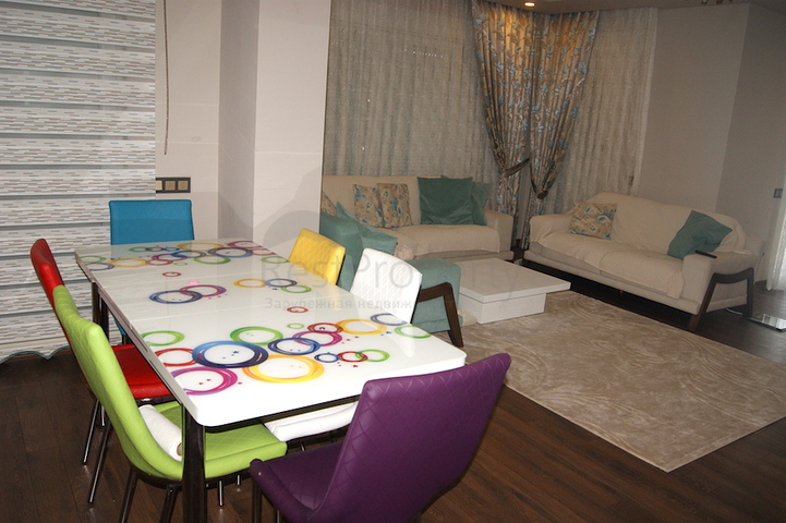 Пентхаус 3+1 на аренду в Коньяалты Анталья