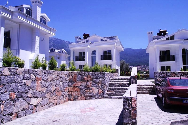 Элегантная новая вилла с приватным бассейном