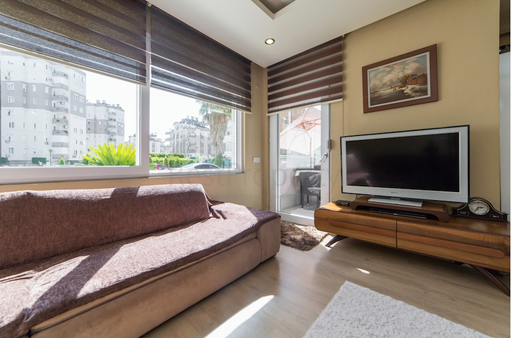 Солидная квартира 2+1 с мебелью в районе Лара-Чаглаян, Анталия