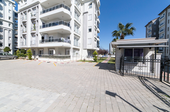 Солидная квартира 2+1 с мебелью в районе Лара-Чаглаян, Анталия