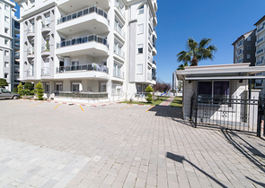 Солидная квартира 2+1 с мебелью в районе Лара-Чаглаян, Анталия