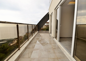 Большая вилла с красивым видом в Каргыджаке