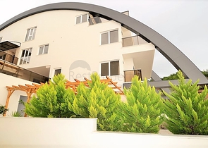 Большая вилла с красивым видом в Каргыджаке