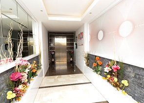 Трехкомнатная квартира в центре Оба