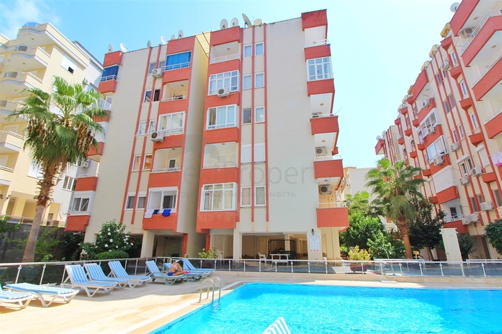 Меблированные апартаменты 1+1 в районе Махмутлар