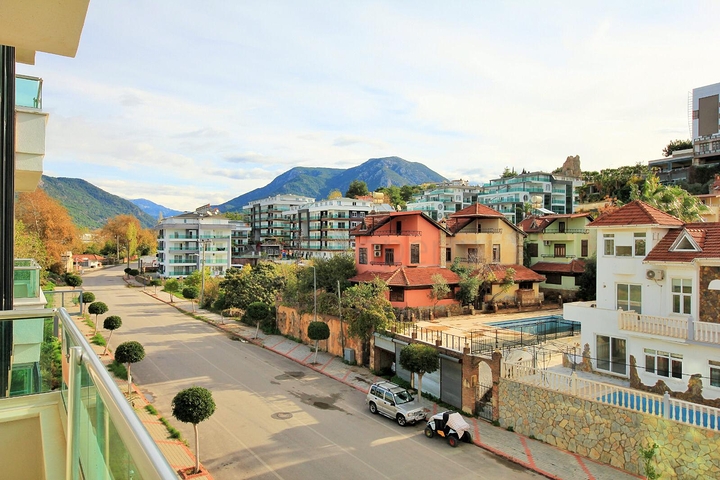 Апартаменты 1+1 в комплексе на берегу реки