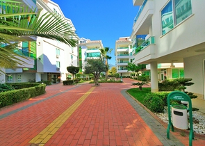 Апартаменты 1+1 в комплексе на берегу реки