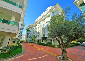 Апартаменты 1+1 в комплексе на берегу реки