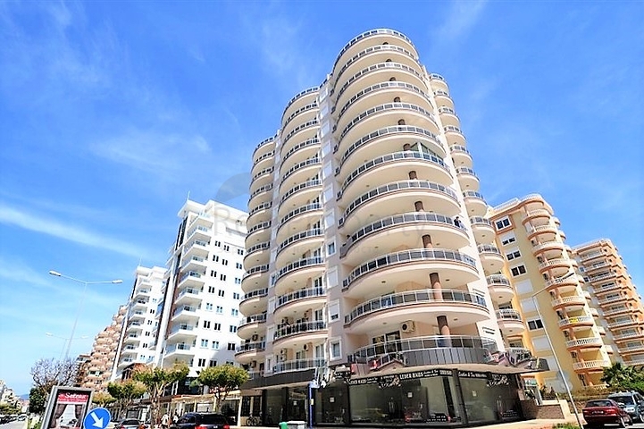 Трехкомнатные апартаменты в районе Махмутлар