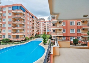 Меблированные апартаменты в комплексе у самого моря