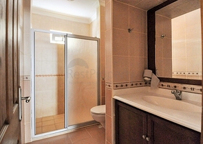 Меблированные апартаменты в комплексе у самого моря