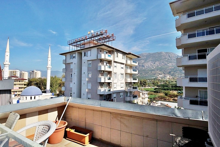 Меблированный пентхаус в Махмутларе