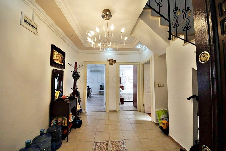 Меблированный пентхаус в Махмутларе