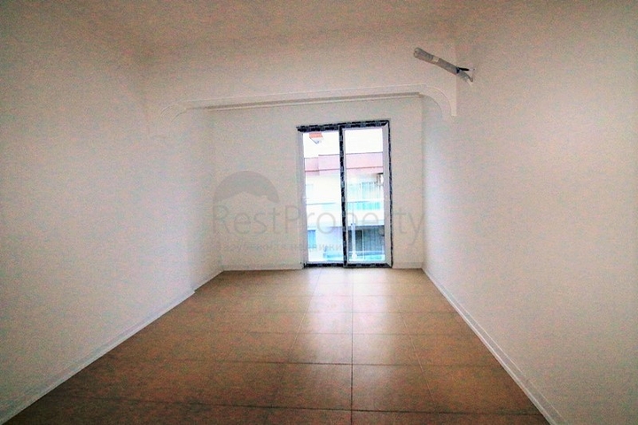 Апартаменты 3+1 для большой семьи в Махумтларе