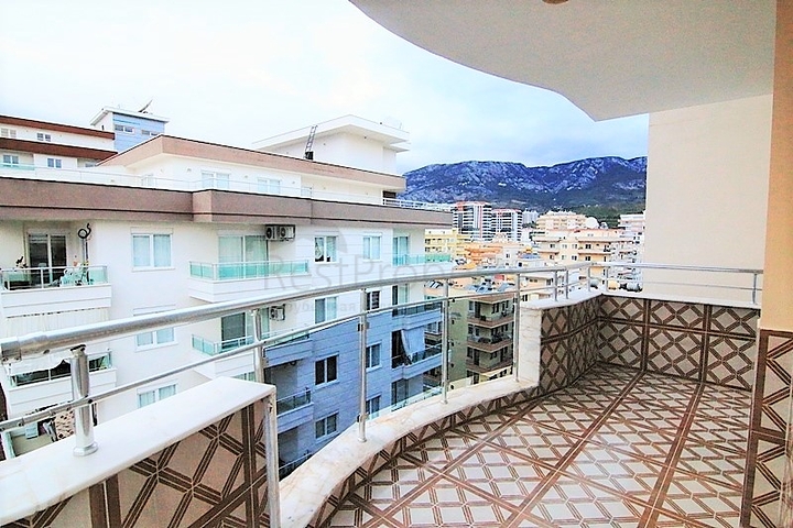 Апартаменты 3+1 для большой семьи в Махумтларе