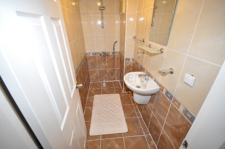 Благоустроенные апартаменты 2+1 в центре Махмутлара