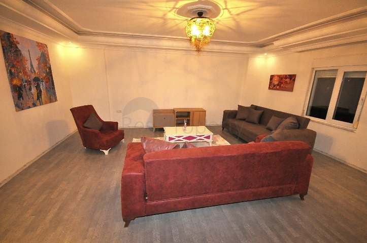 Благоустроенные апартаменты 2+1 в центре Махмутлара