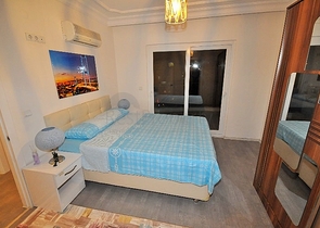 Благоустроенные апартаменты 2+1 в центре Махмутлара