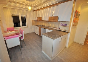 Благоустроенные апартаменты 2+1 в центре Махмутлара