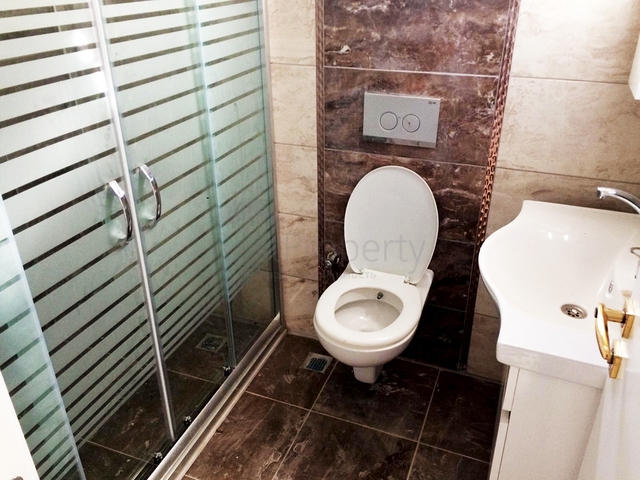 Квартира 2+1 с отдельной кухней в центре города рядом с Марк Анталья