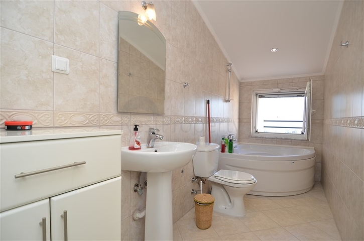 Меблированный дуплекс с видом на море в Каргыджаке