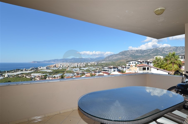 Меблированный дуплекс с видом на море в Каргыджаке