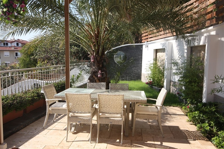 Апартаменты с завораживающим видом в центре Алании