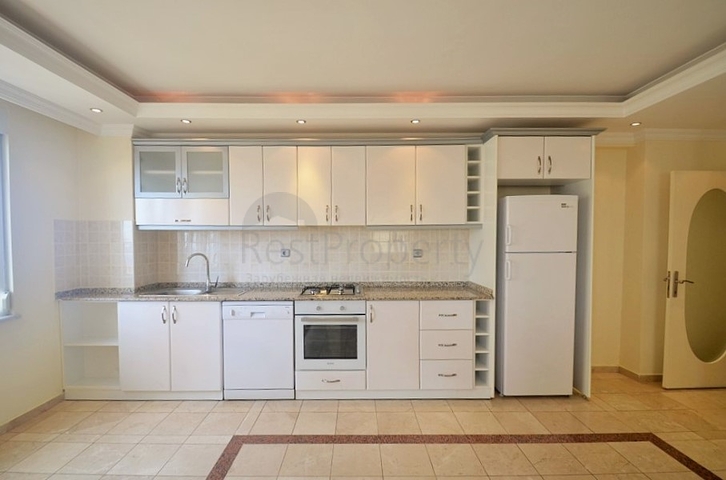 Апартаменты в комплексе на первой линии у моря