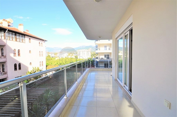 Меблированные апартаменты 1+1 в районе Кестель